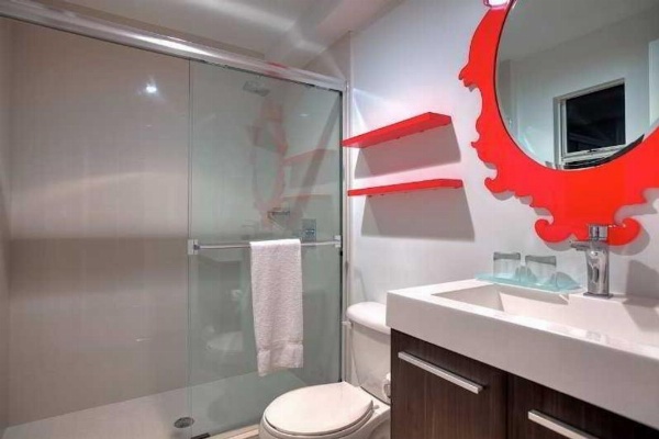 Red South Beach Hotel image 14